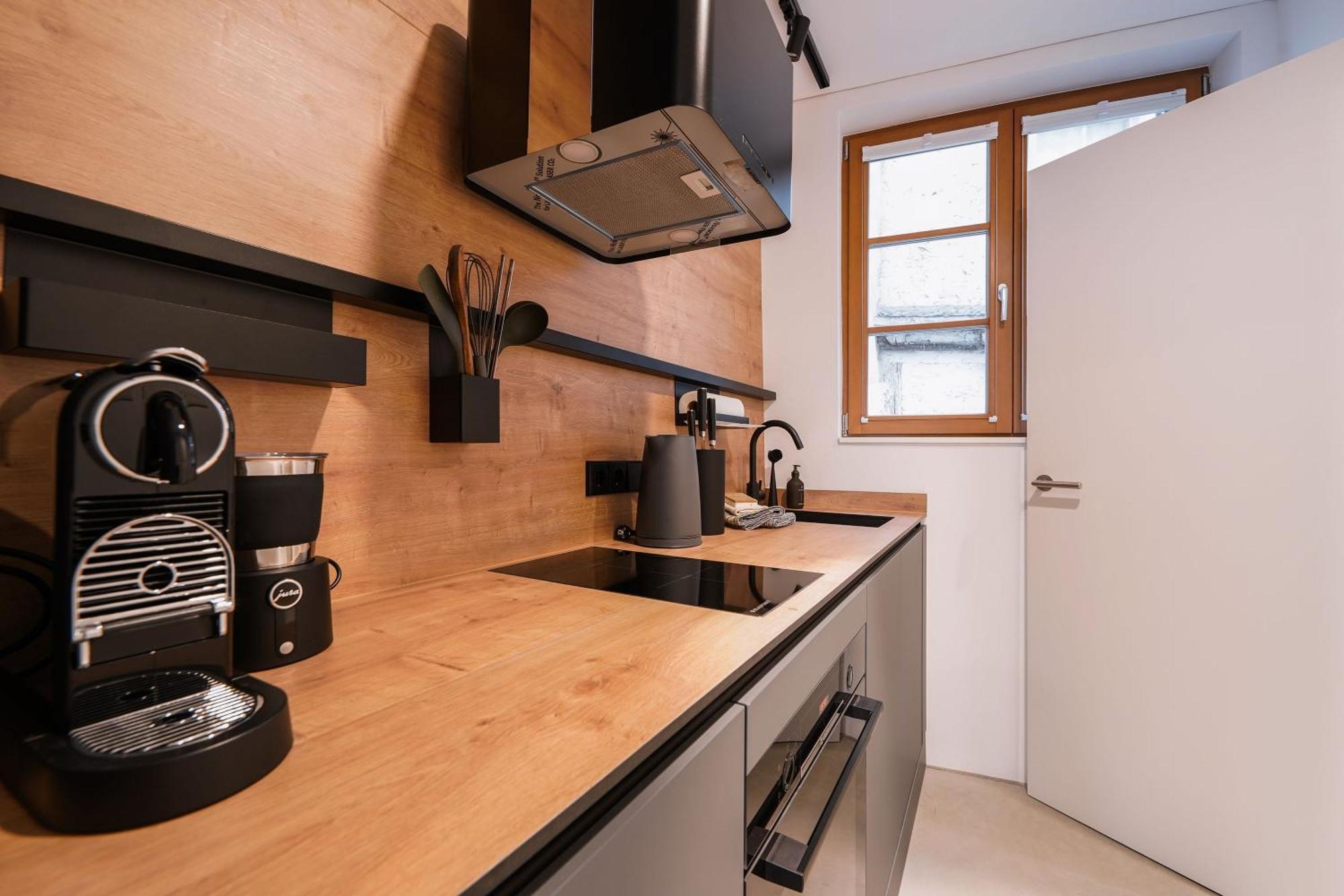 Apartment 47 Fuer 2
