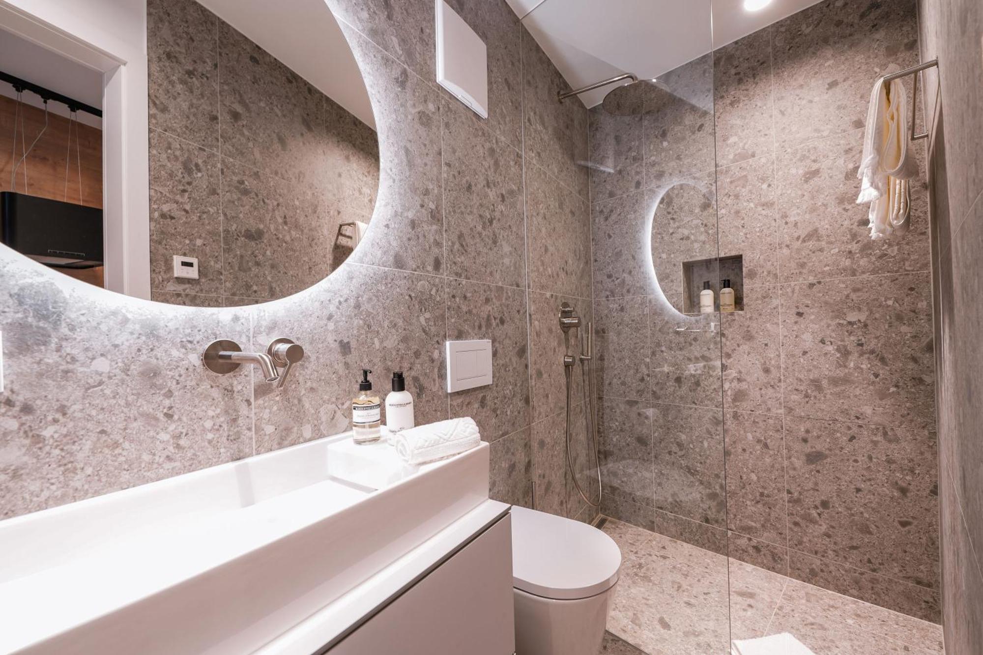 Apartment 47 Fuer 2